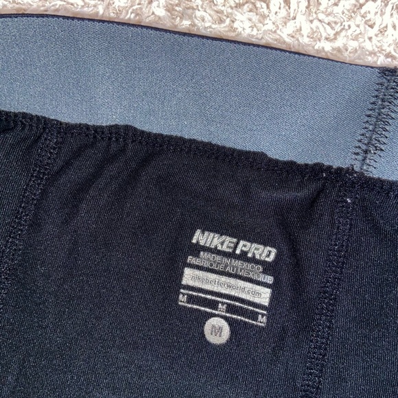 Nike Pro Dri-Fit Capri - Picture 4 of 4